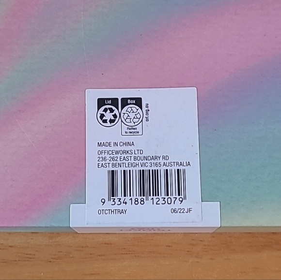 OFFICEWORKS Heart-Shaped 'Dream In Colour' Pastel Rainbow Colored Trinket Tray - Picture 7 of 13